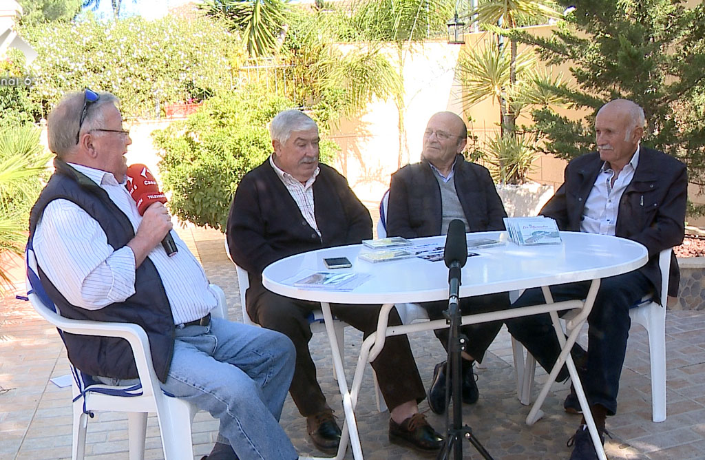 Entrevista en canal 6 Television a Pablo Sez, Antonio Caizares , Hilario Campos del grupo Los Mariachis

